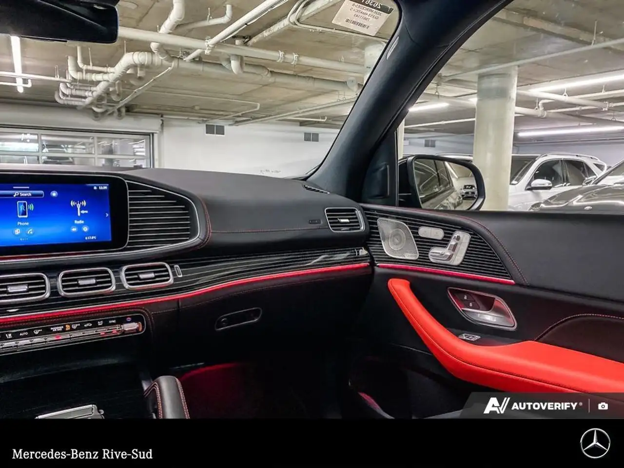 Mercedes-Benz GLE снимка Mercedes-Benz GLE