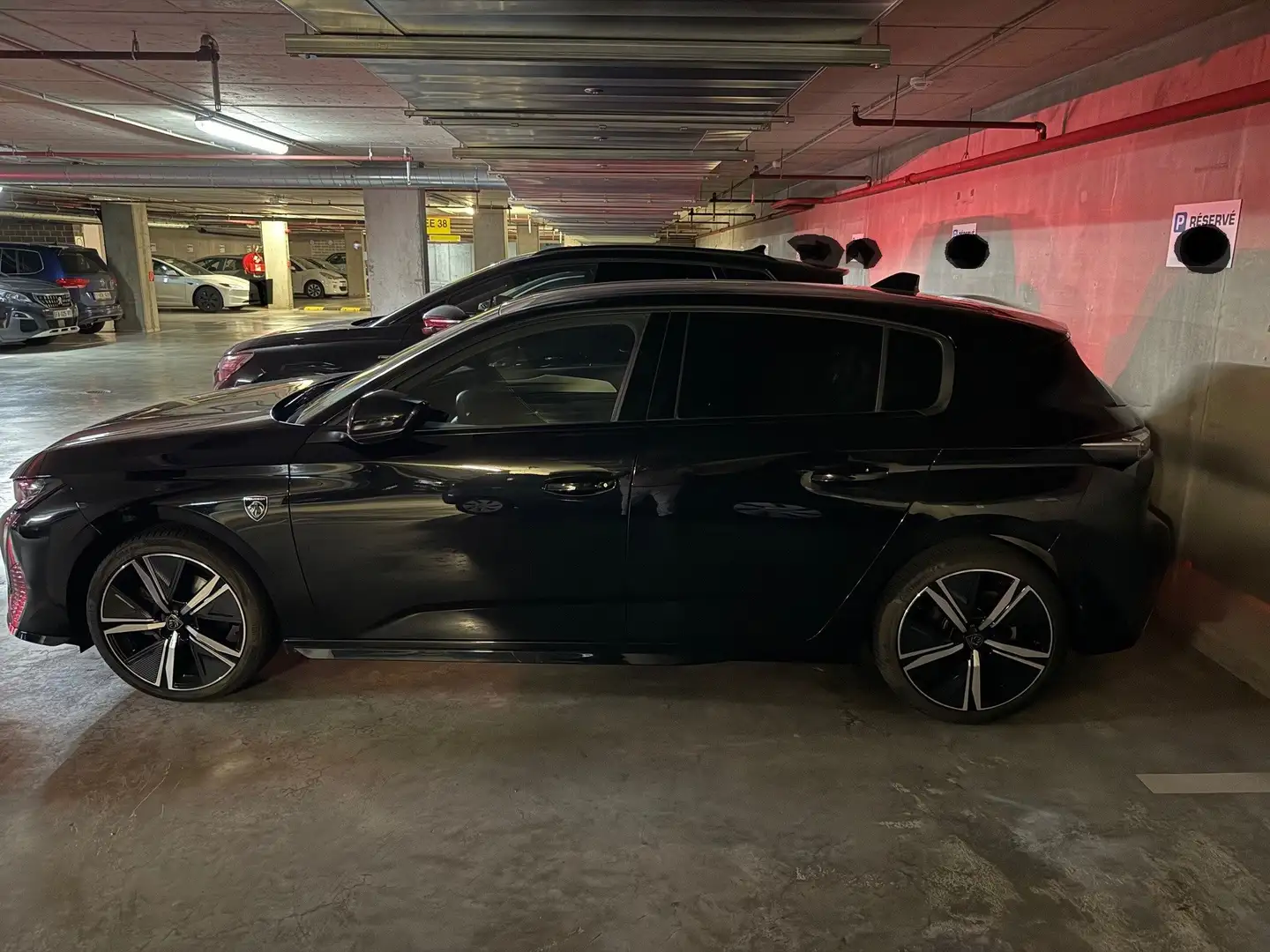 Peugeot 308 308 BlueHDi 130 EAT8 GT Noir - 2