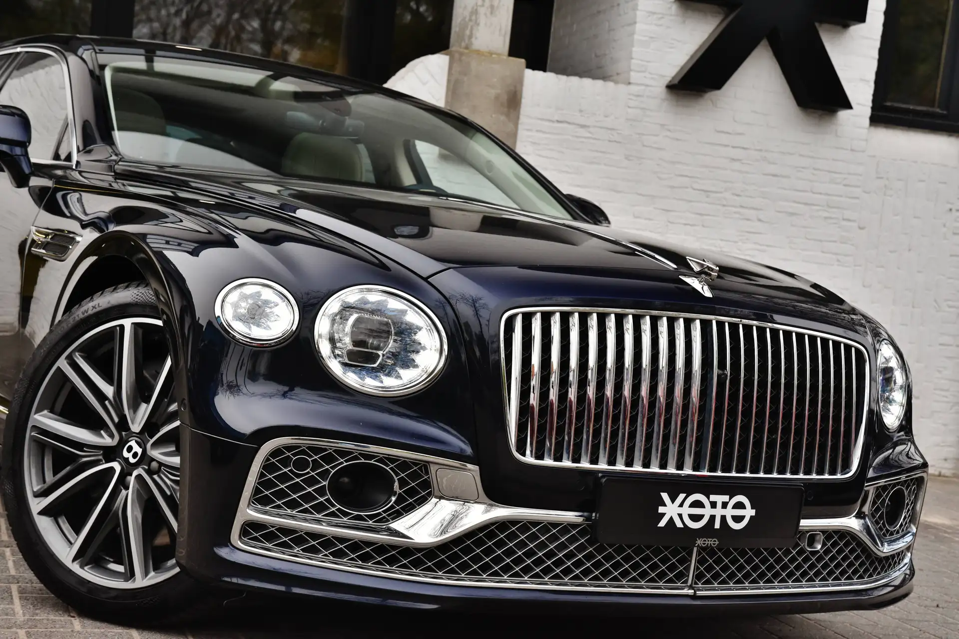 Bentley Flying Spur Flying Spur 2023 블랙 사진 7
