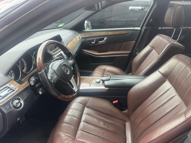 Mercedes-Benz E 300 E Limousine E 300 BlueTec Hybrid — photo 12