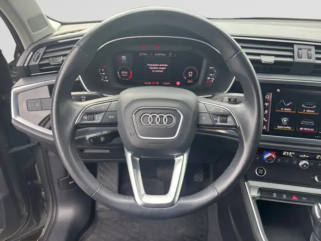 Audi Q3 view 13