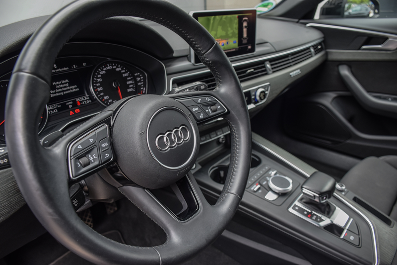 Audi A4 40 TDI quattro sport *S-Line* — photo 15