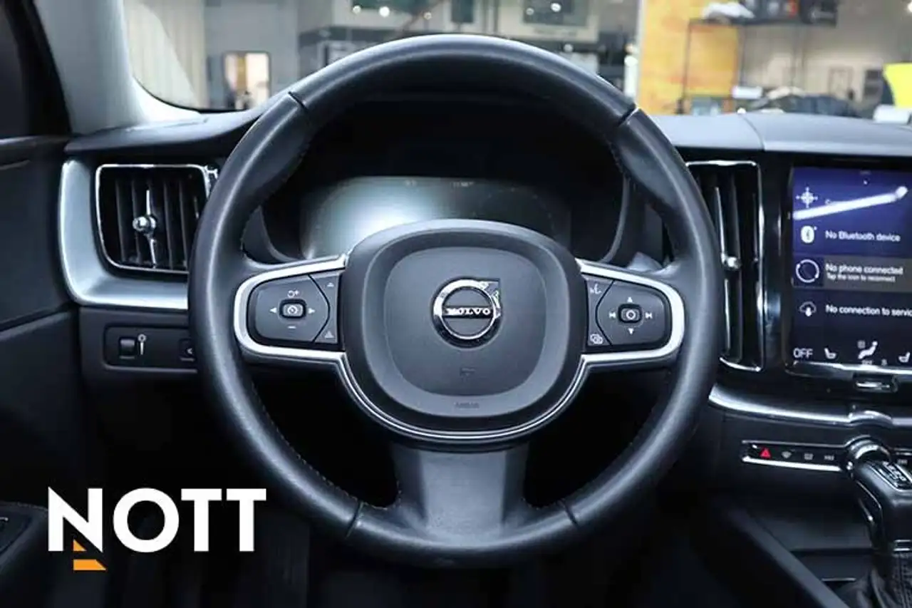 Volvo XC60 снимка Volvo XC60