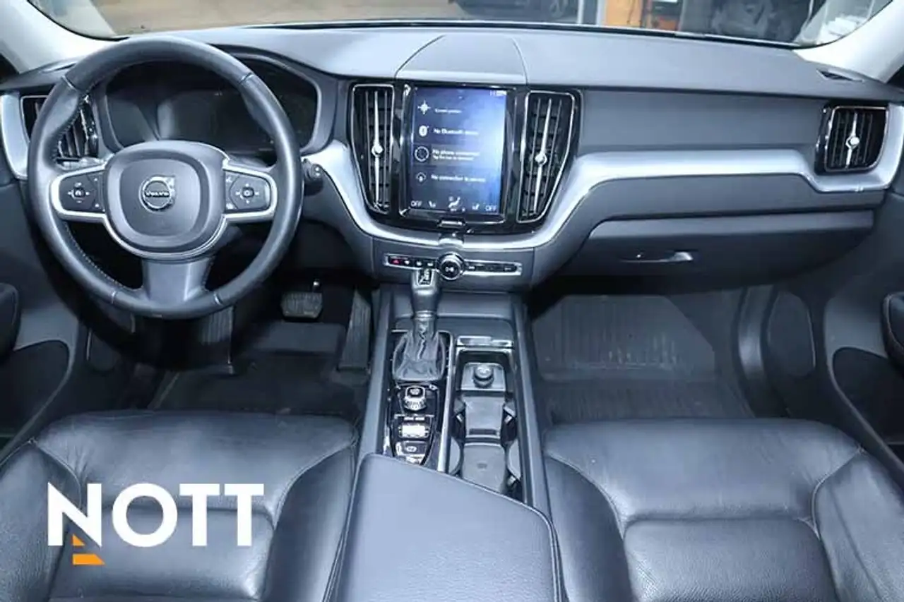 Volvo XC60 снимка Volvo XC60