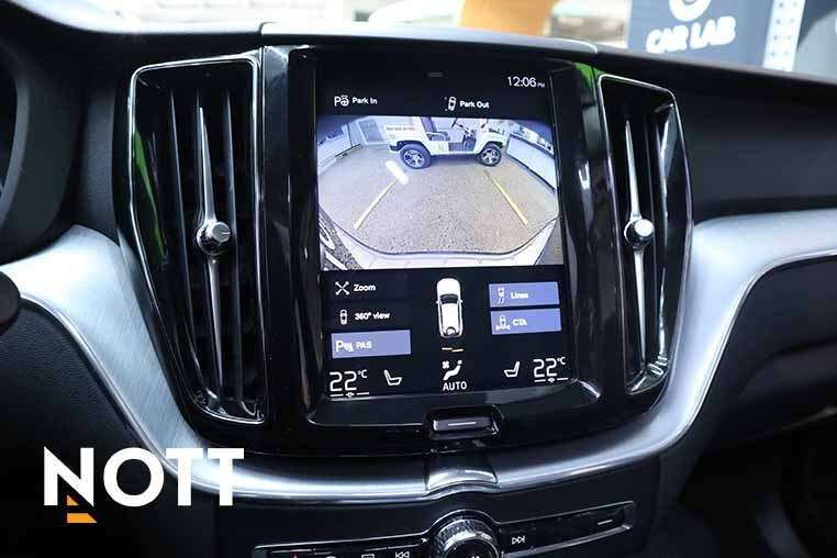 2018 Volvo XC60 T6 INSCRIPTION | Local Manitoba thumb 25