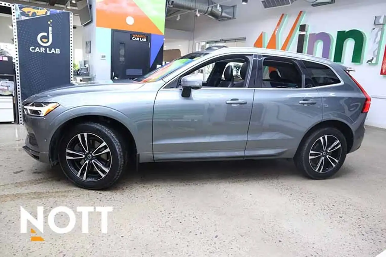 Volvo XC60 снимка Volvo XC60