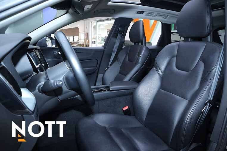2018 Volvo XC60 T6 INSCRIPTION | Local Manitoba thumb 9