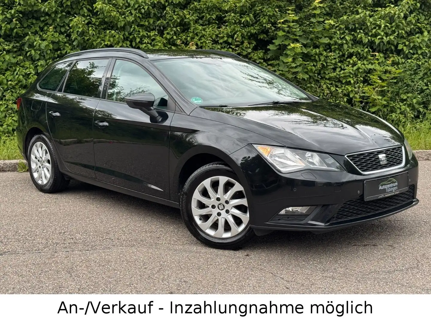 SEAT Leon ST 1.6 TDI Style | EURO6 | NAVI | PDC | AHK Zwart - 2