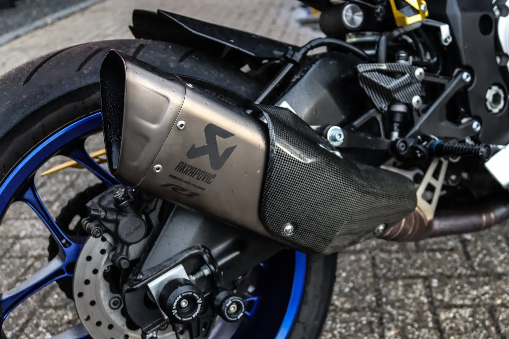 Yamaha YZF-R1 Sport R1 AKRAPOVIC PPF QUICKSHIFTER NETJES! Azul - 2