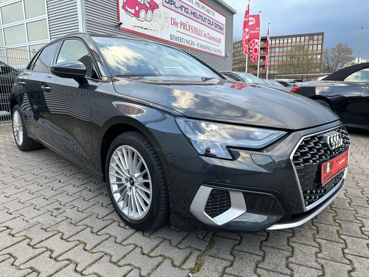 Audi A3 SB 30 TFSI advanced Virtual/LED/Assist/PDC Gris - 2