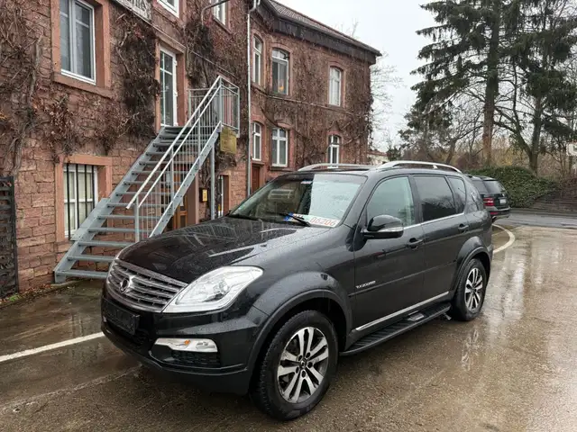SsangYong Rexton Rexton W Sapphire 4WD/Automatik/AHK/Leder/Navi