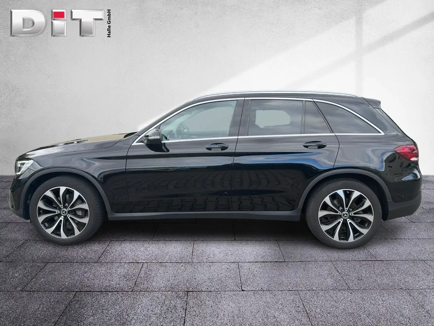 Mercedes-Benz GLC 300 4Matic Allrad Navig. Anhängerkupplung Noir - 2