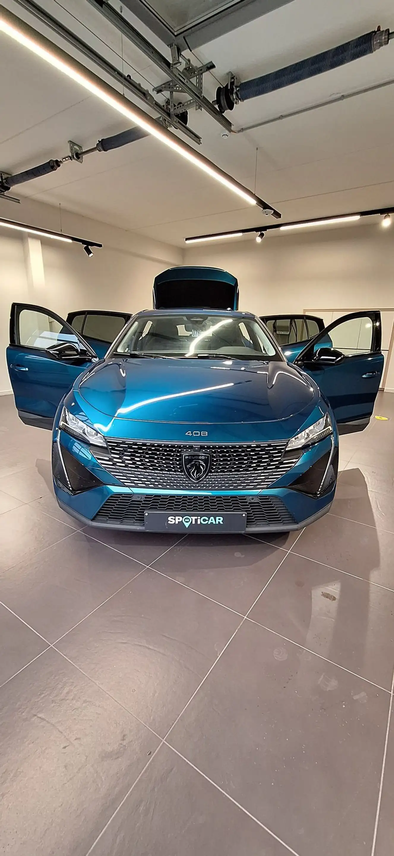 Peugeot 408 PureTech S&S Allure EAT8 — photo 10