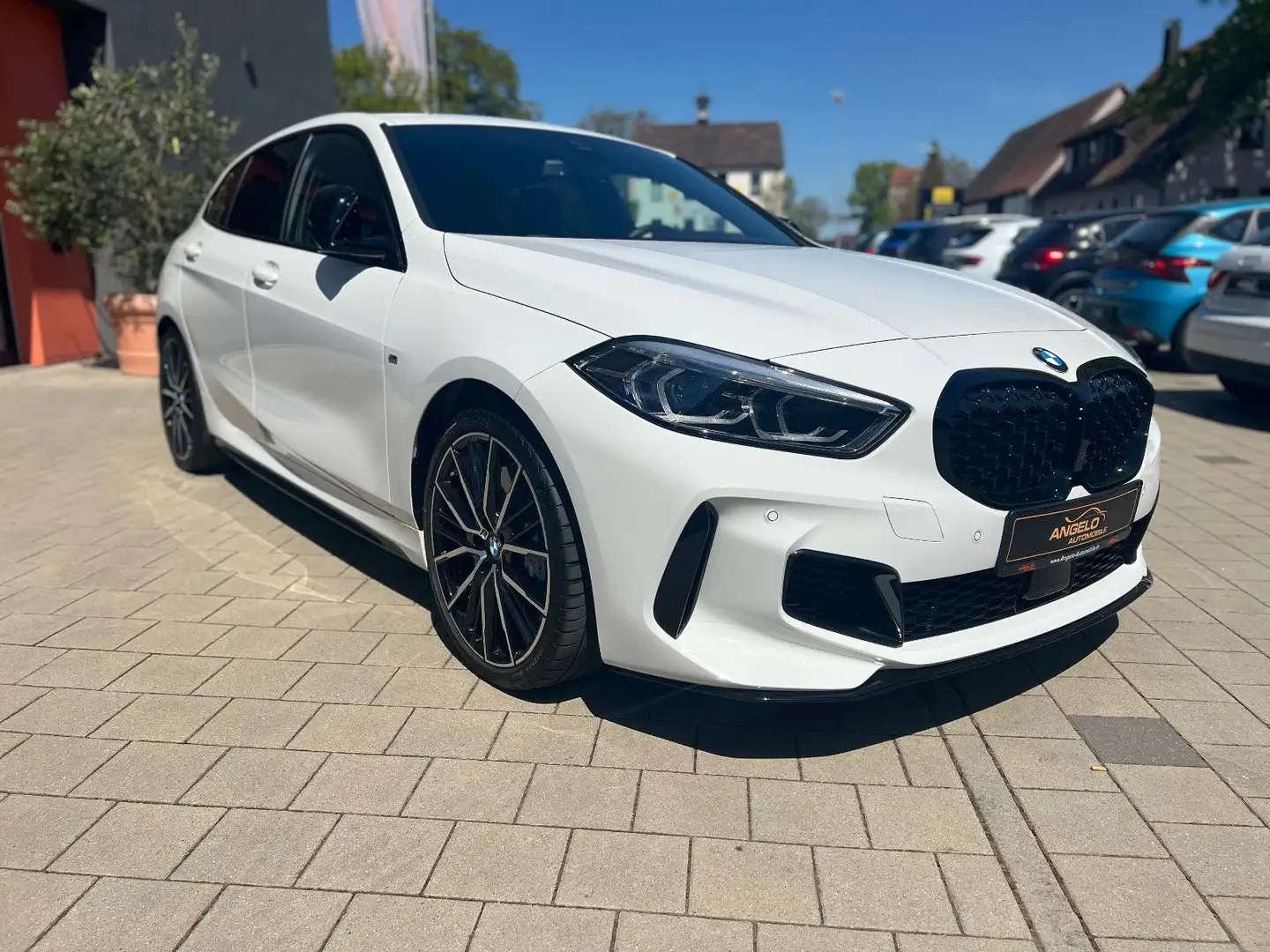 BMW 135 i xDrive Edition Colorvision Performance* Alb - 2