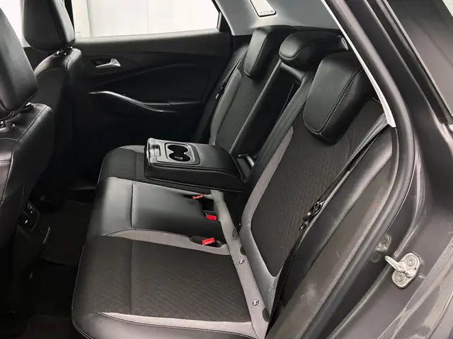 Opel Grandland X view 15