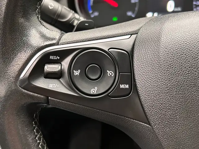 Opel Grandland X view 17