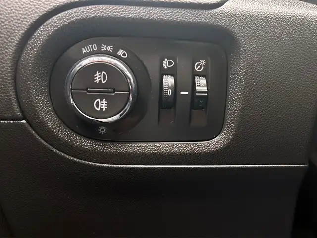 Opel Grandland X view 30