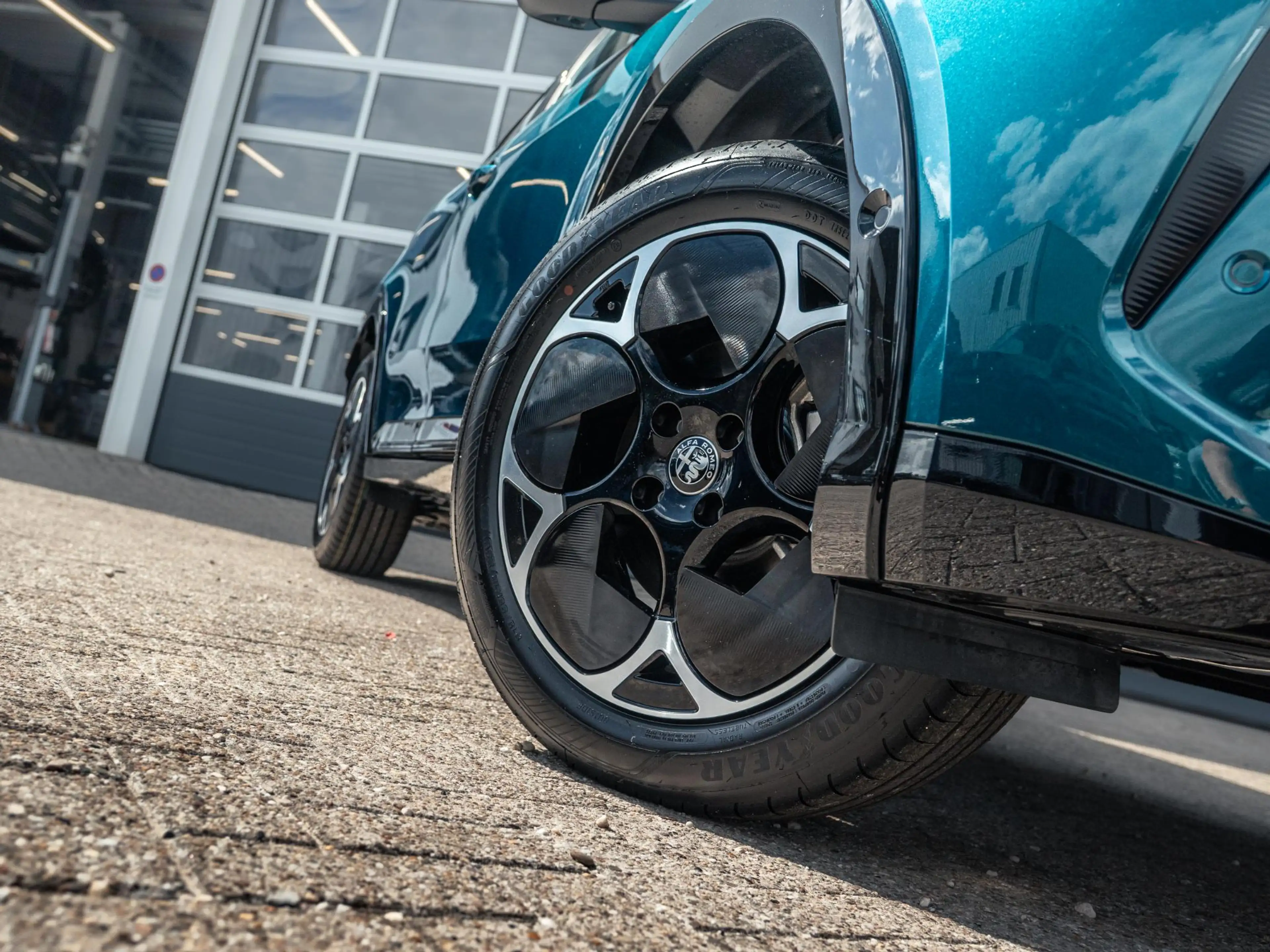 Alfa Romeo Junior 1.2 Turbo Hybrid Ibrida Sprint | Techno Pack | Win — photo 5