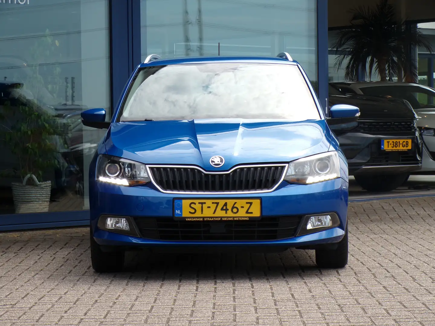 Skoda Fabia Combi 1.0 TSI Clever Sensoren / Cruise Control / N Blauw - 2