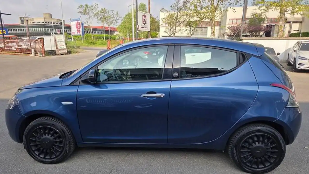 Lancia Ypsilon 2021
