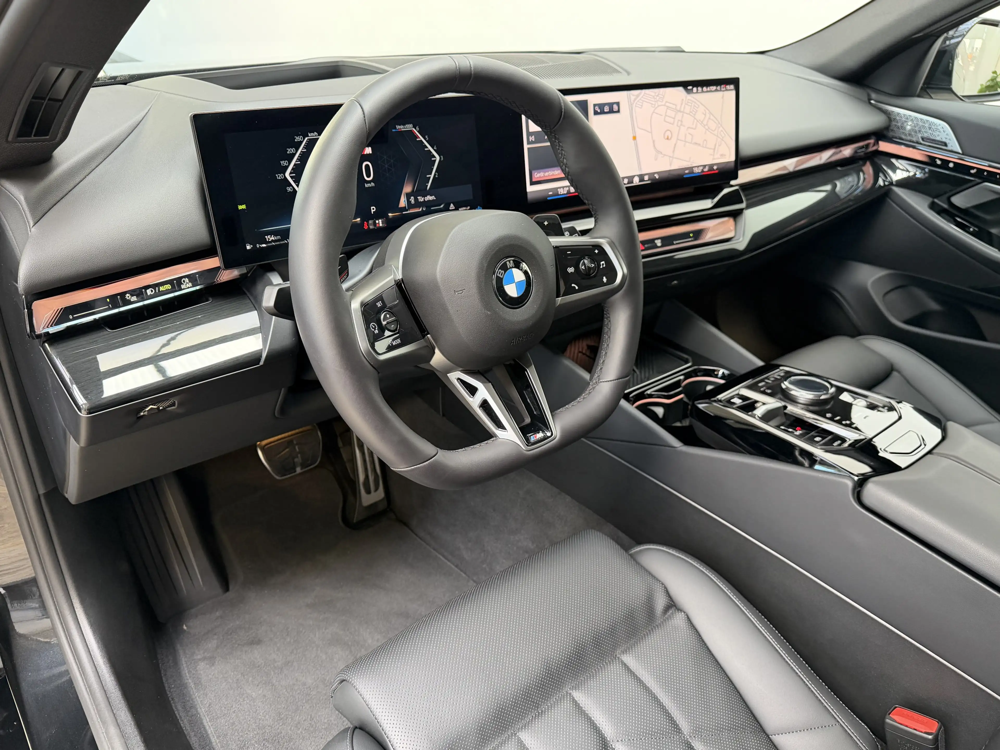 BMW 540 xDr M Sport Pro Pano ACC 20Zoll Sitzlüf AHK — photo 7