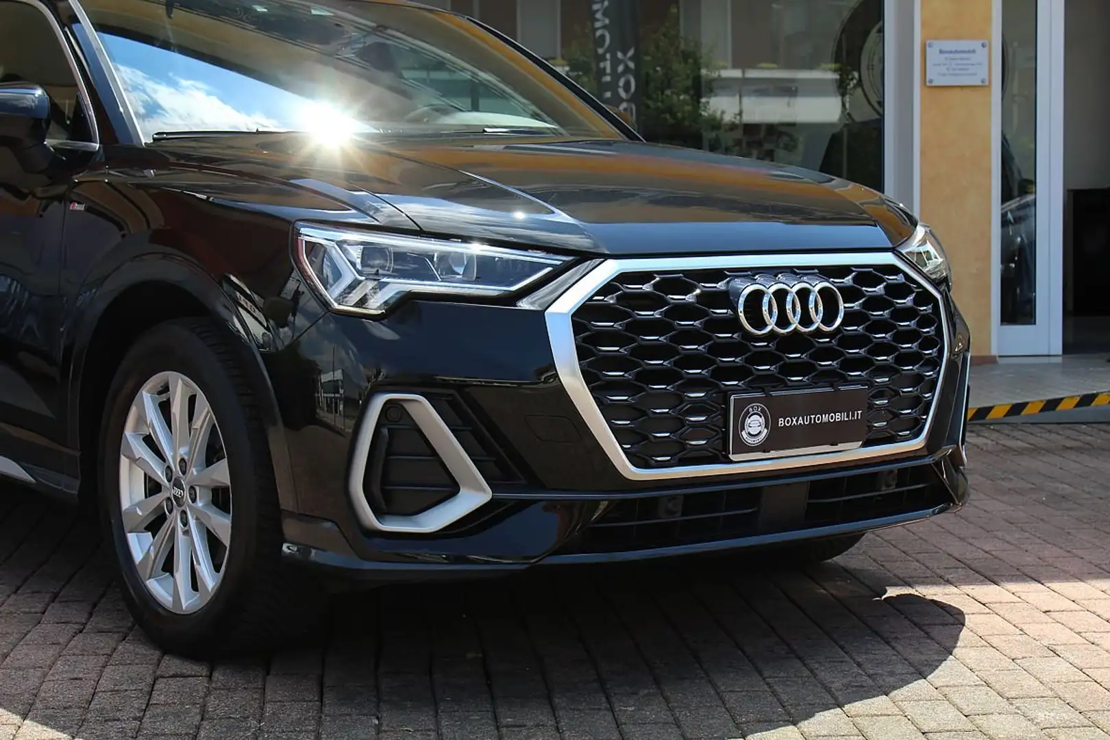 Audi Q3 Sportback 35 1.5 tfsi mhev S line 150cv s-tronic Noir - 2