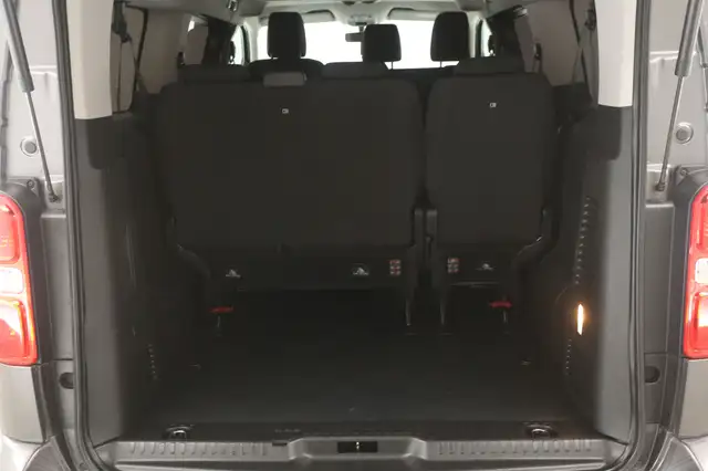 Peugeot Expert view 3
