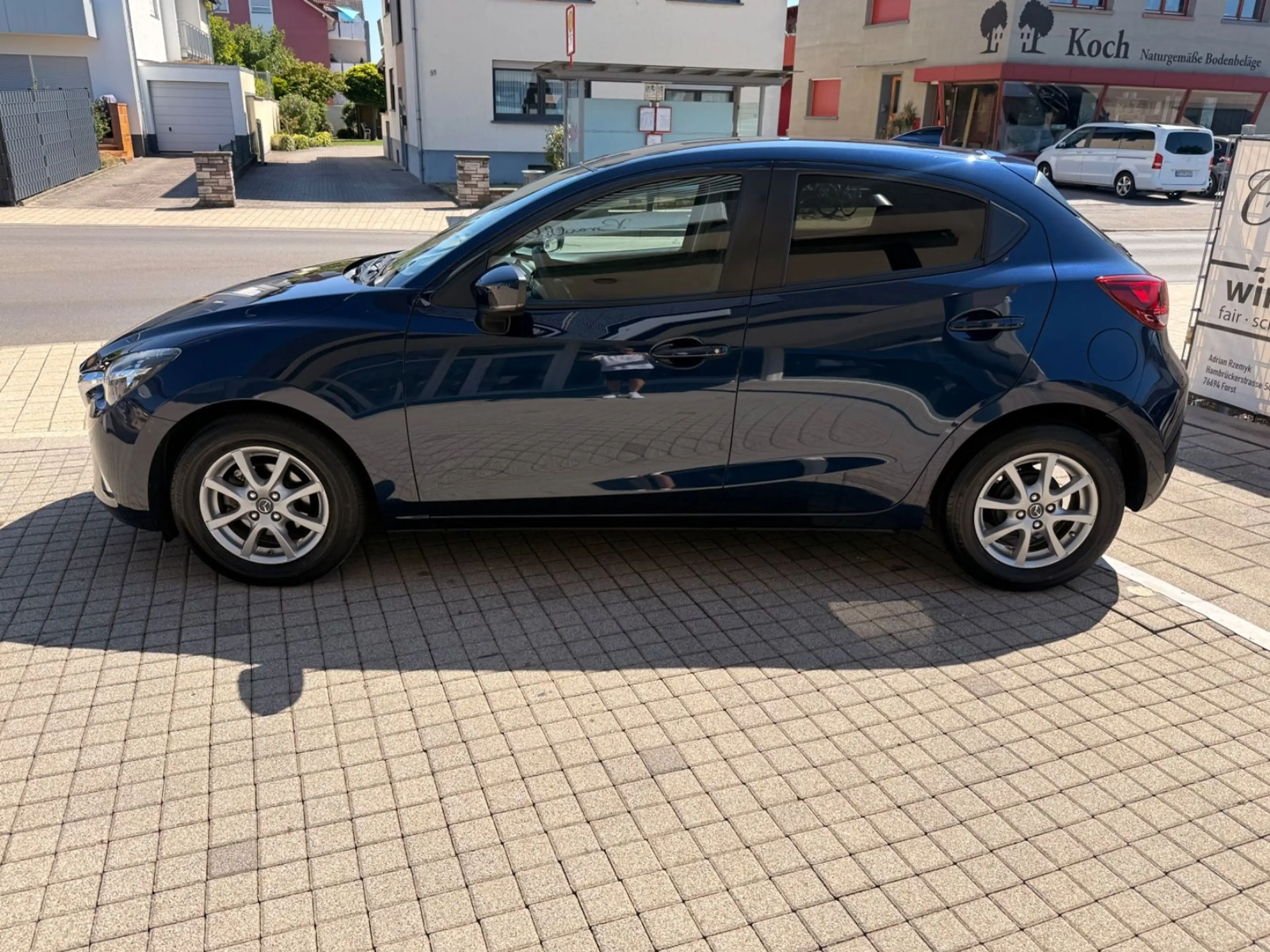 Mazda 2 Lim. Kizoku,23400km — photo 8