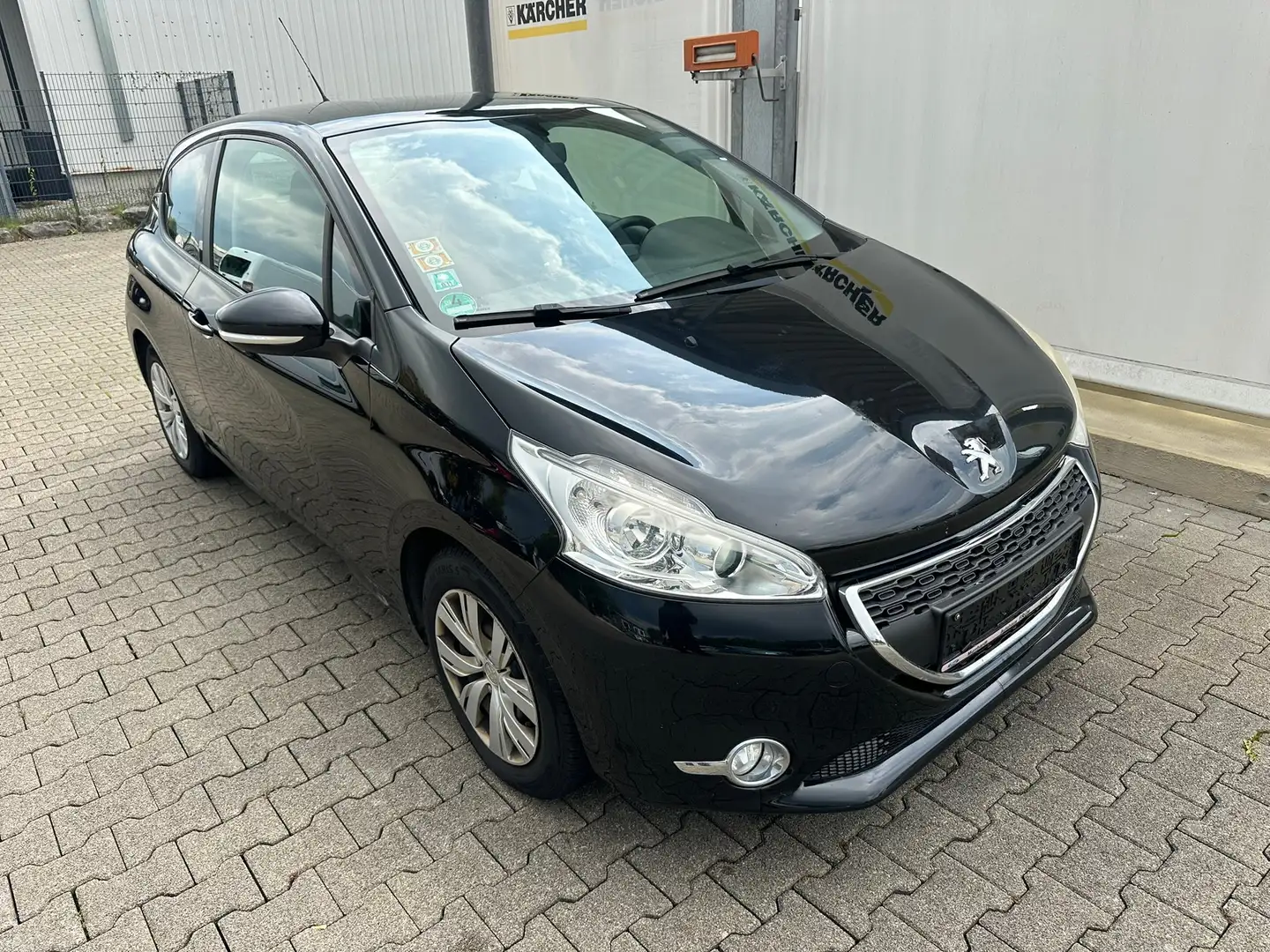 Peugeot 208 Active (Hagelschaden) Schwarz - 1