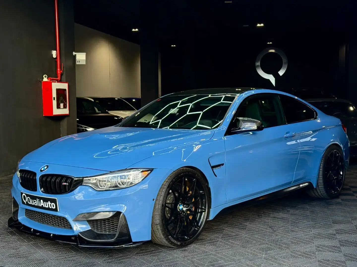 BMW M4 M4A Azul - 2