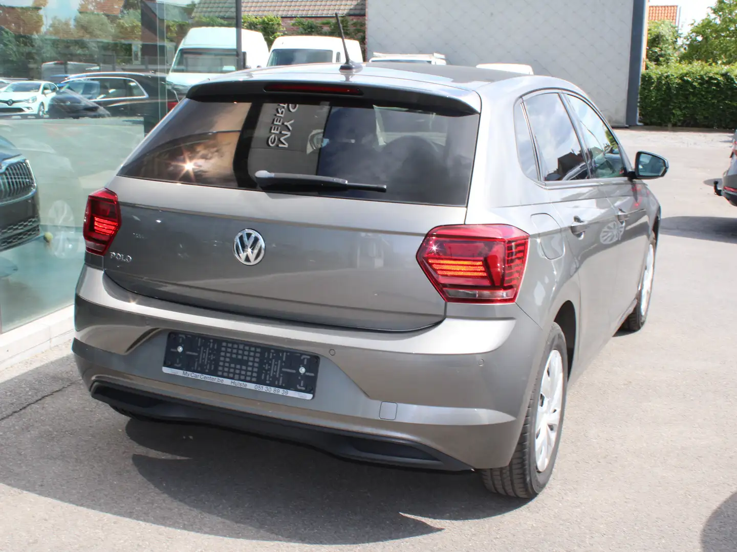 Volkswagen Polo 1.0i Comfortline-AIRCO-NAVI-PARKEERSENSOREN-USB Grigio - 2