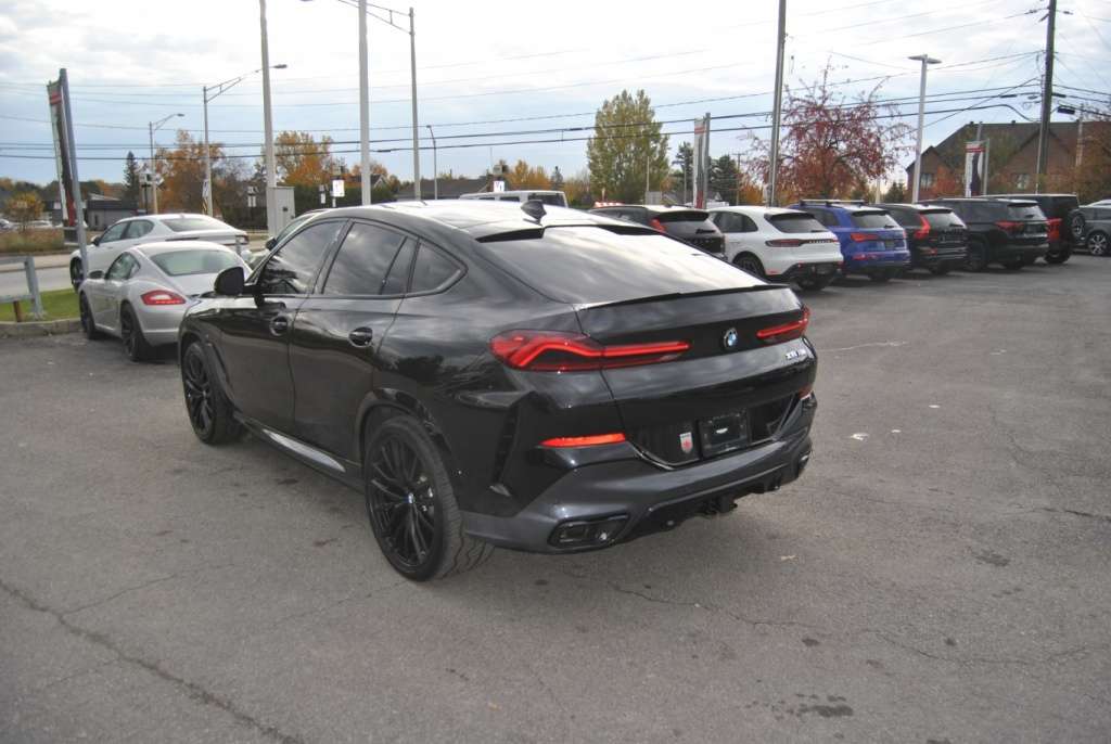2022 BMW X6