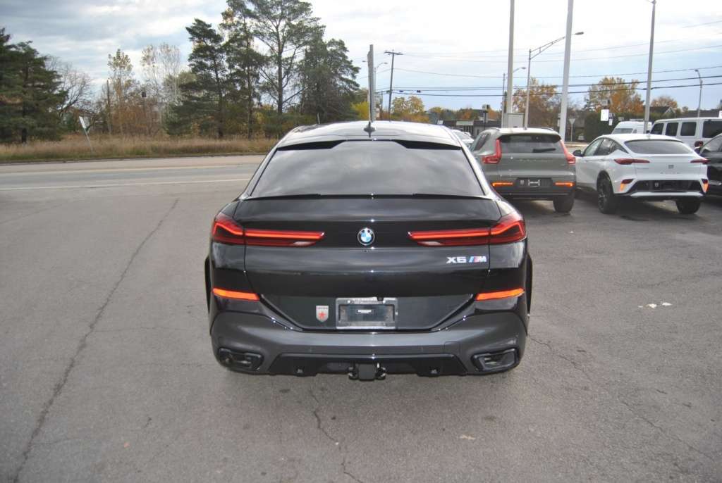 2022 BMW X6