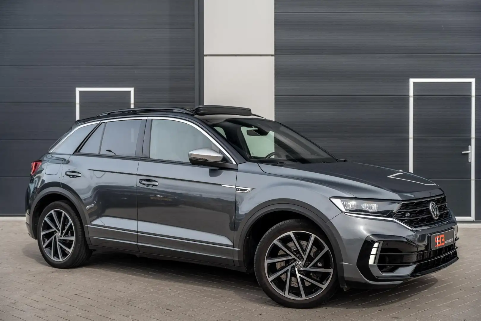 Volkswagen T-Roc 2.0 TSI 4Motion R 400 PK Stage 1+|PANO|FULL Grijs - 1