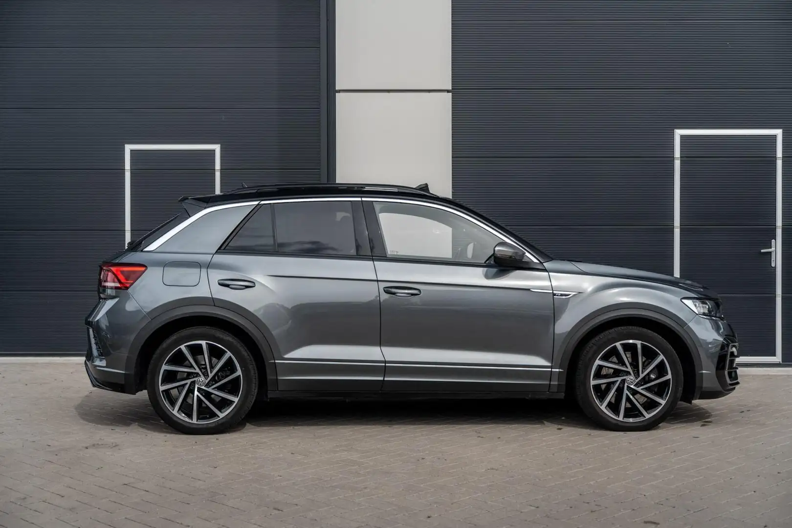 Volkswagen T-Roc 2.0 TSI 4Motion R 400 PK Stage 1+|PANO|FULL Grijs - 2