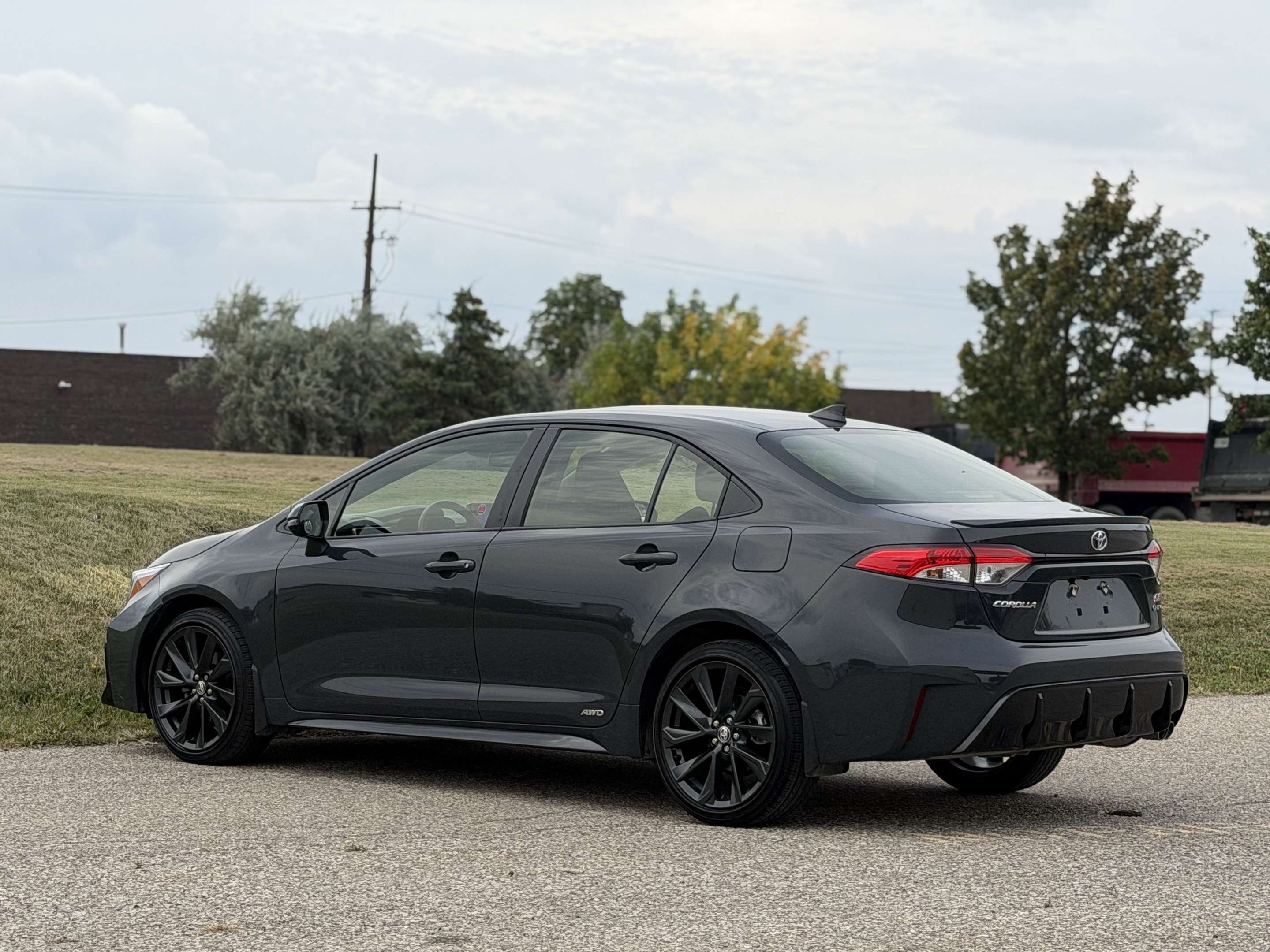 2026 Toyota Corolla Hybrid SE Upgrade — photo 1
