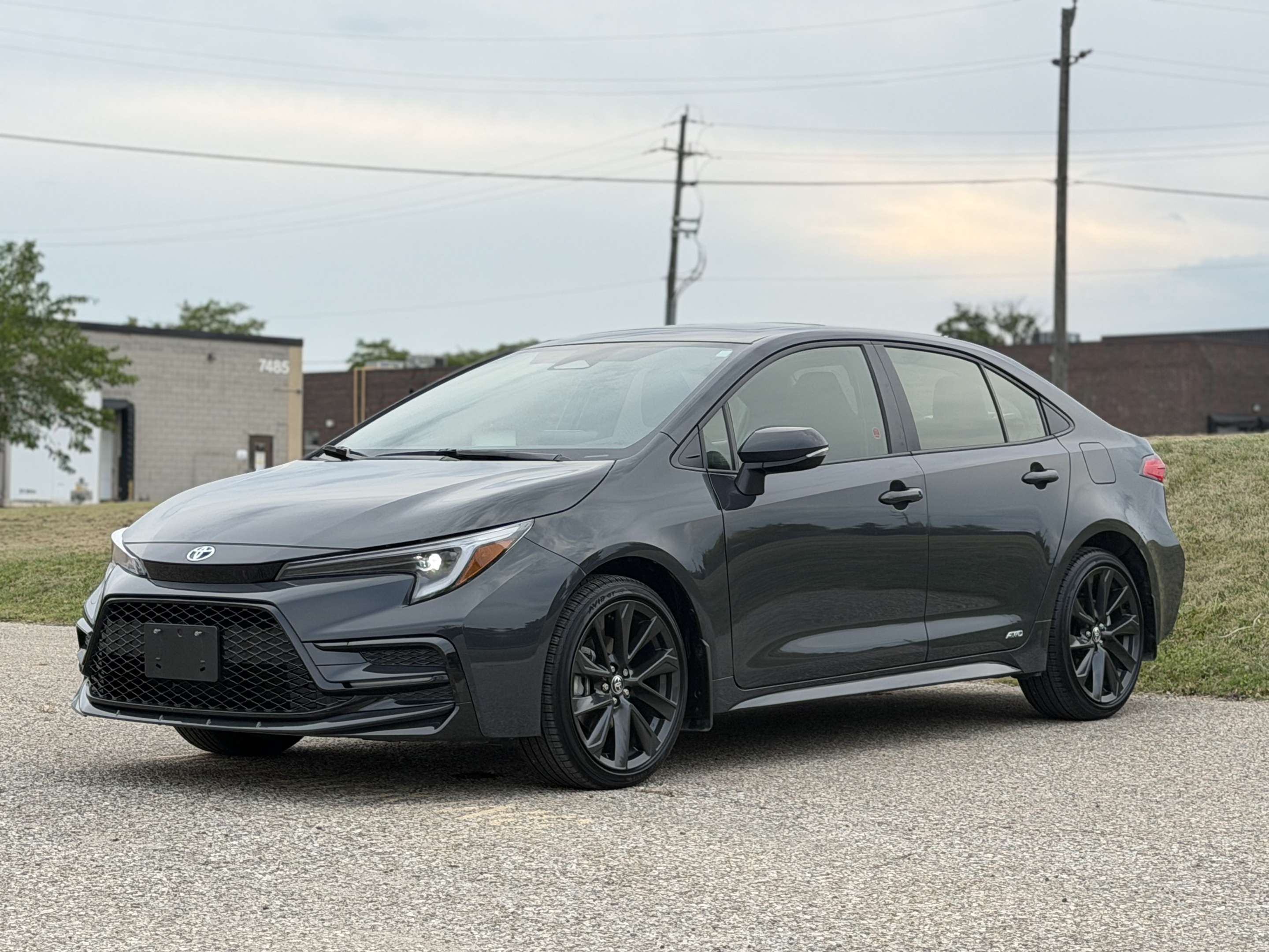 2026 Toyota Corolla Hybrid SE Upgrade — photo 1