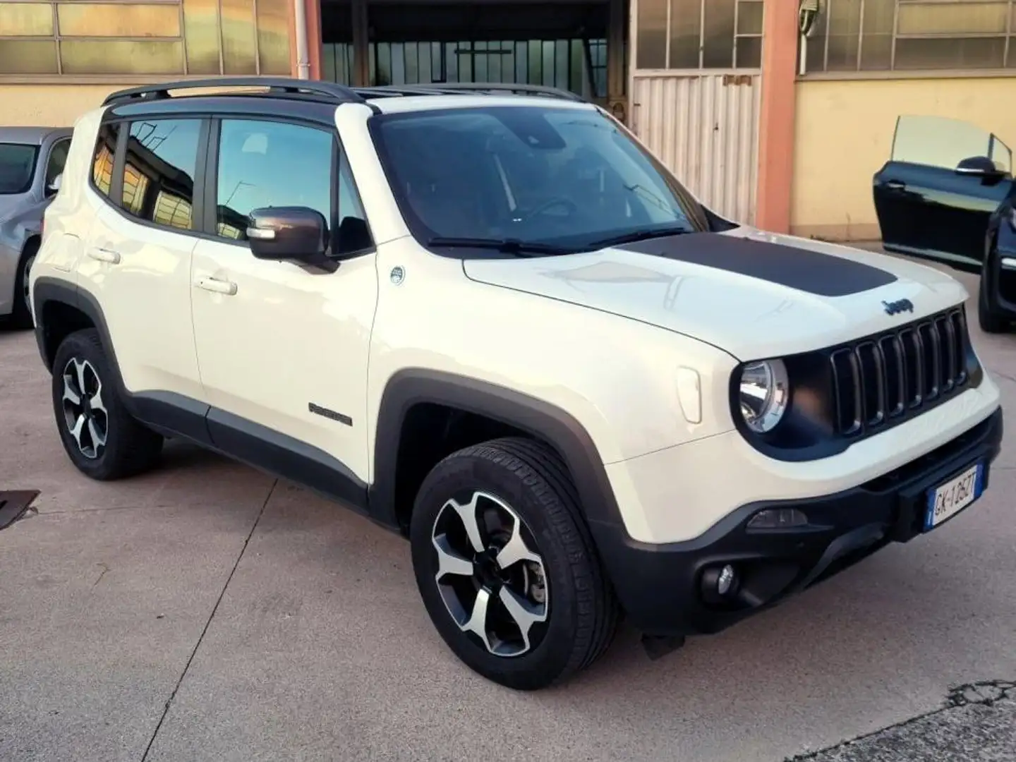 Jeep Renegade 1.3 t4 phev Trailhawk 4xe at6 Bianco - 1