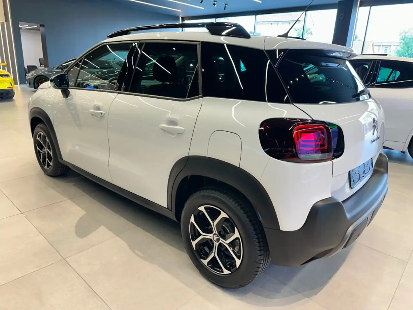 Citroen C3 Aircross PureTech 130 S&S EAT6 Plus Bianco - 1