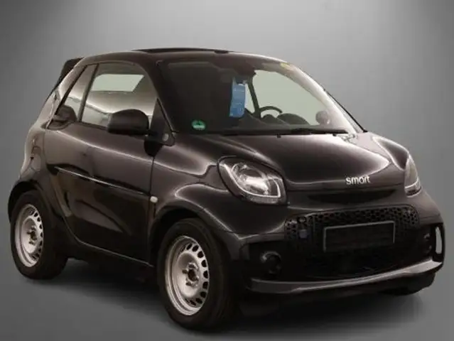 smart forTwo Cabrio EQ *BATTERIEZERTIFIKAT 94%*22KW*8-fach bereift mit ALU*1.HAND*KLIMA*SITZHZ.