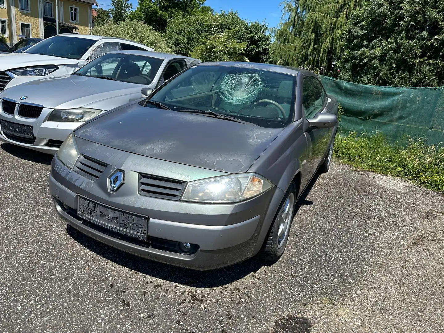 Renault Megane Mégane Cabrio 1,6 16V Grau - 1