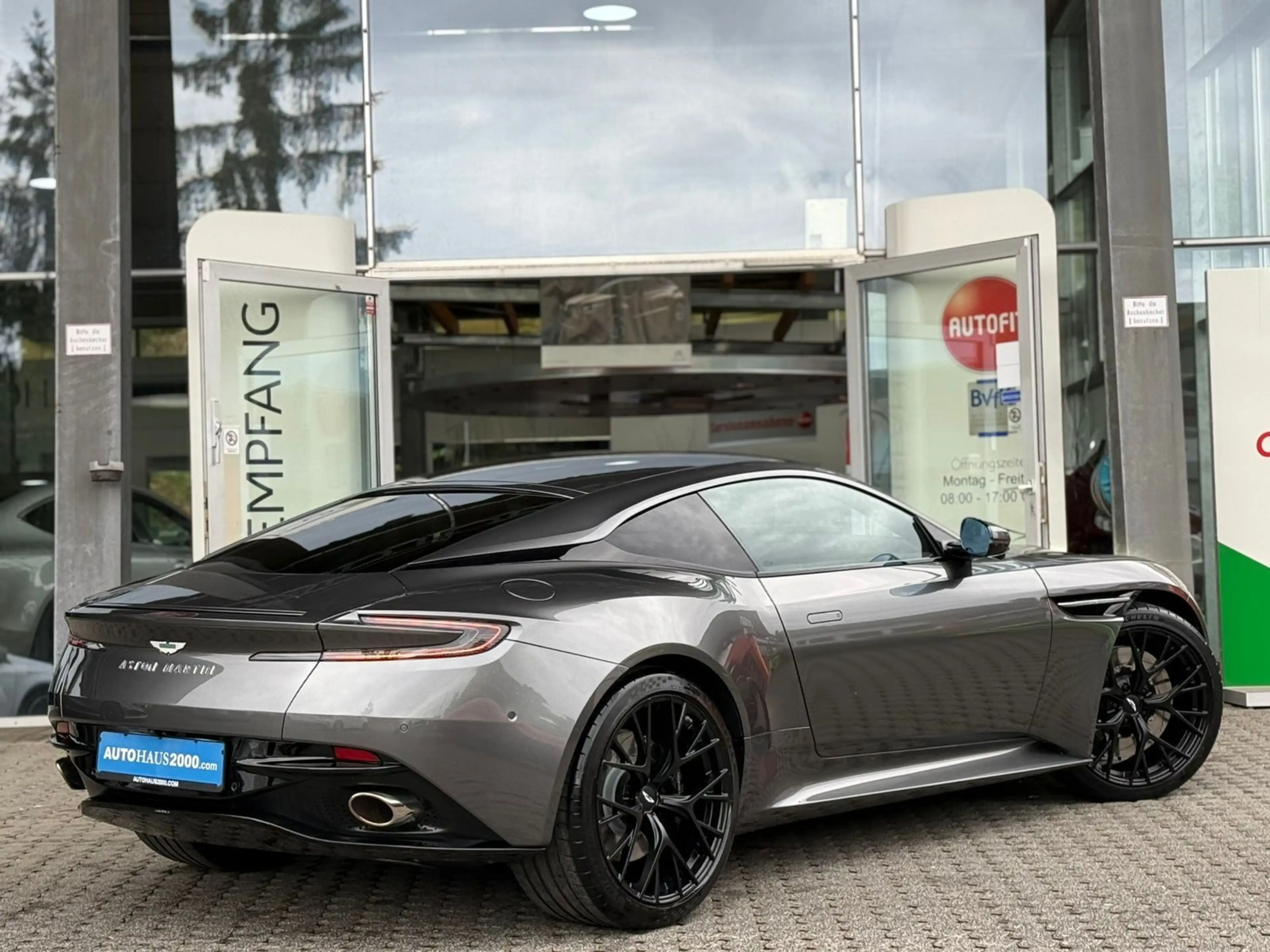 Aston Martin DB12 4.0 V8 Coupe/NP.267k/INSPIRE-SPORT/CARBON/ — photo 9