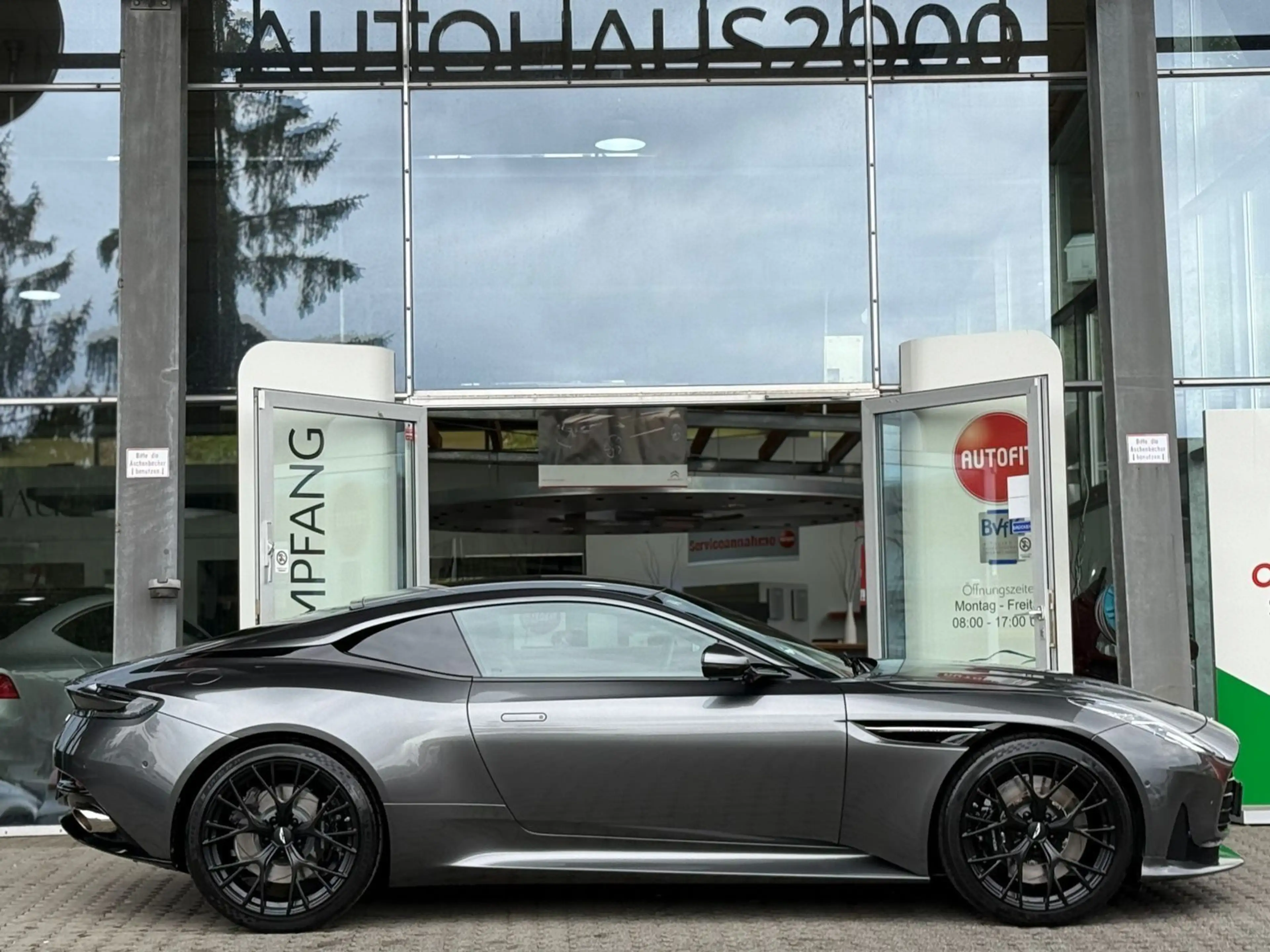 Aston Martin DB12 4.0 V8 Coupe/NP.267k/INSPIRE-SPORT/CARBON/ — photo 10