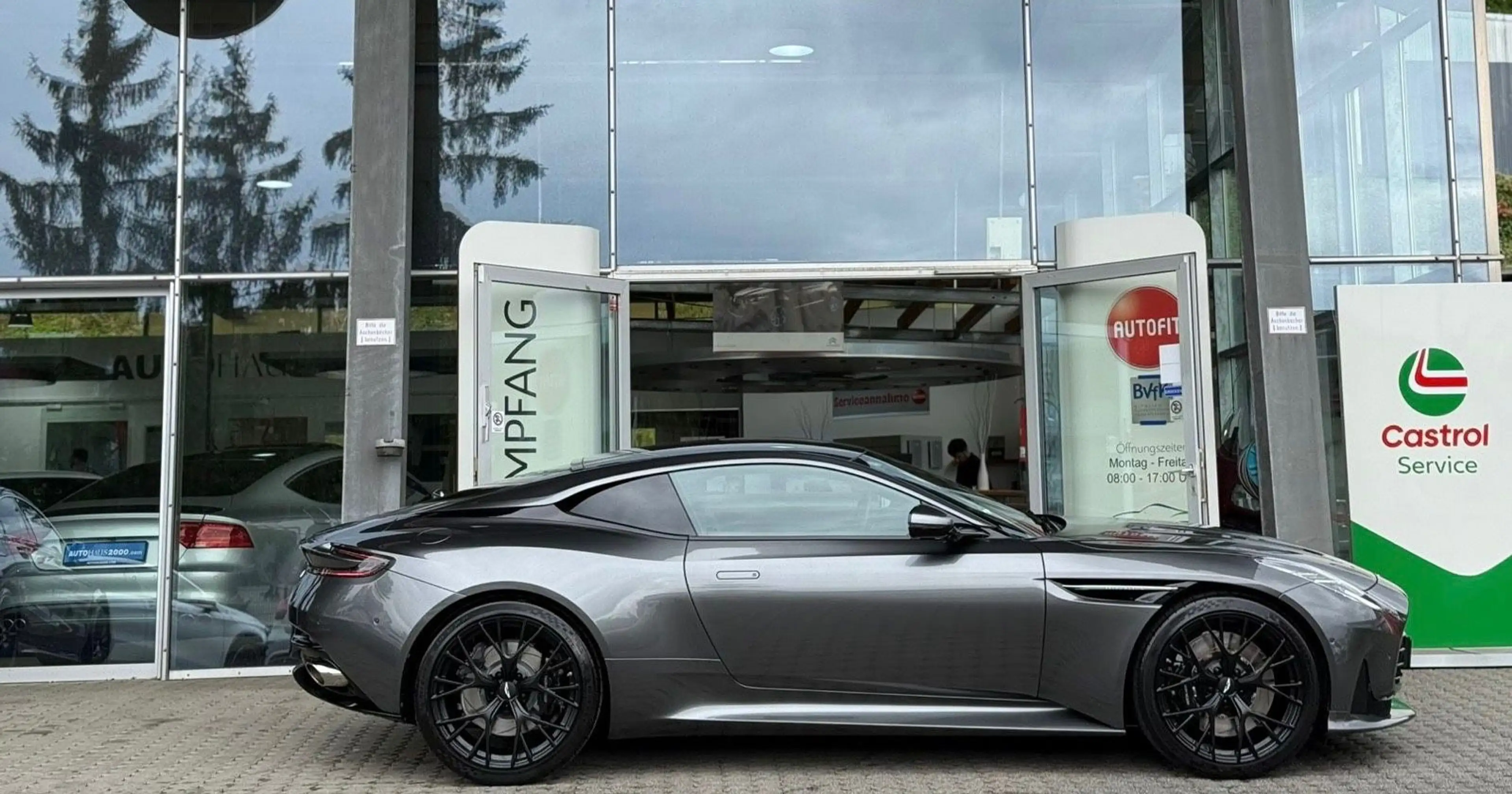 Aston Martin DB12 4.0 V8 Coupe/NP.267k/INSPIRE-SPORT/CARBON/ — photo 4