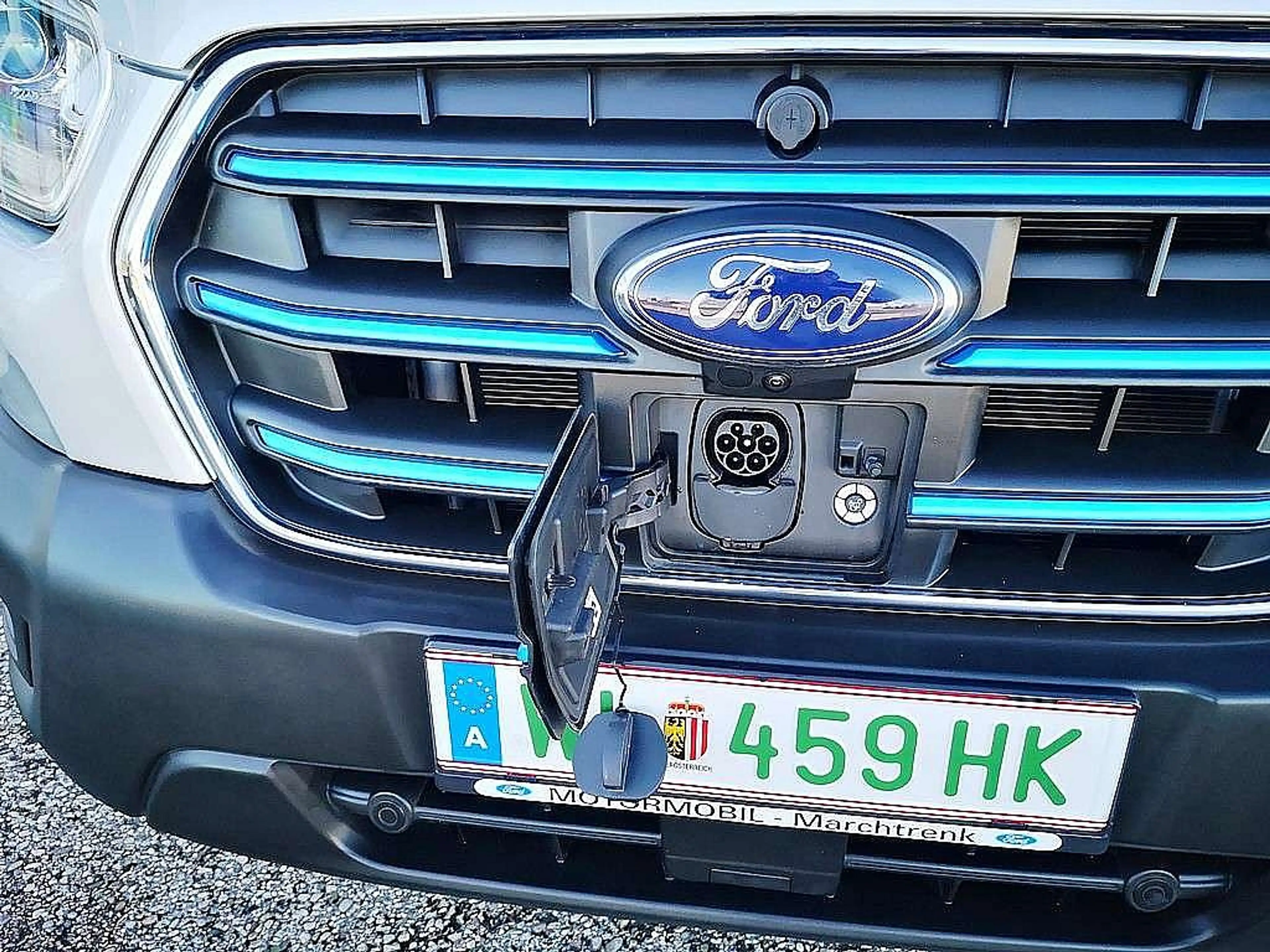 Ford E-Transit E-Transit Kasten 67kWh/135kW L3H2 350 Trend — photo 3