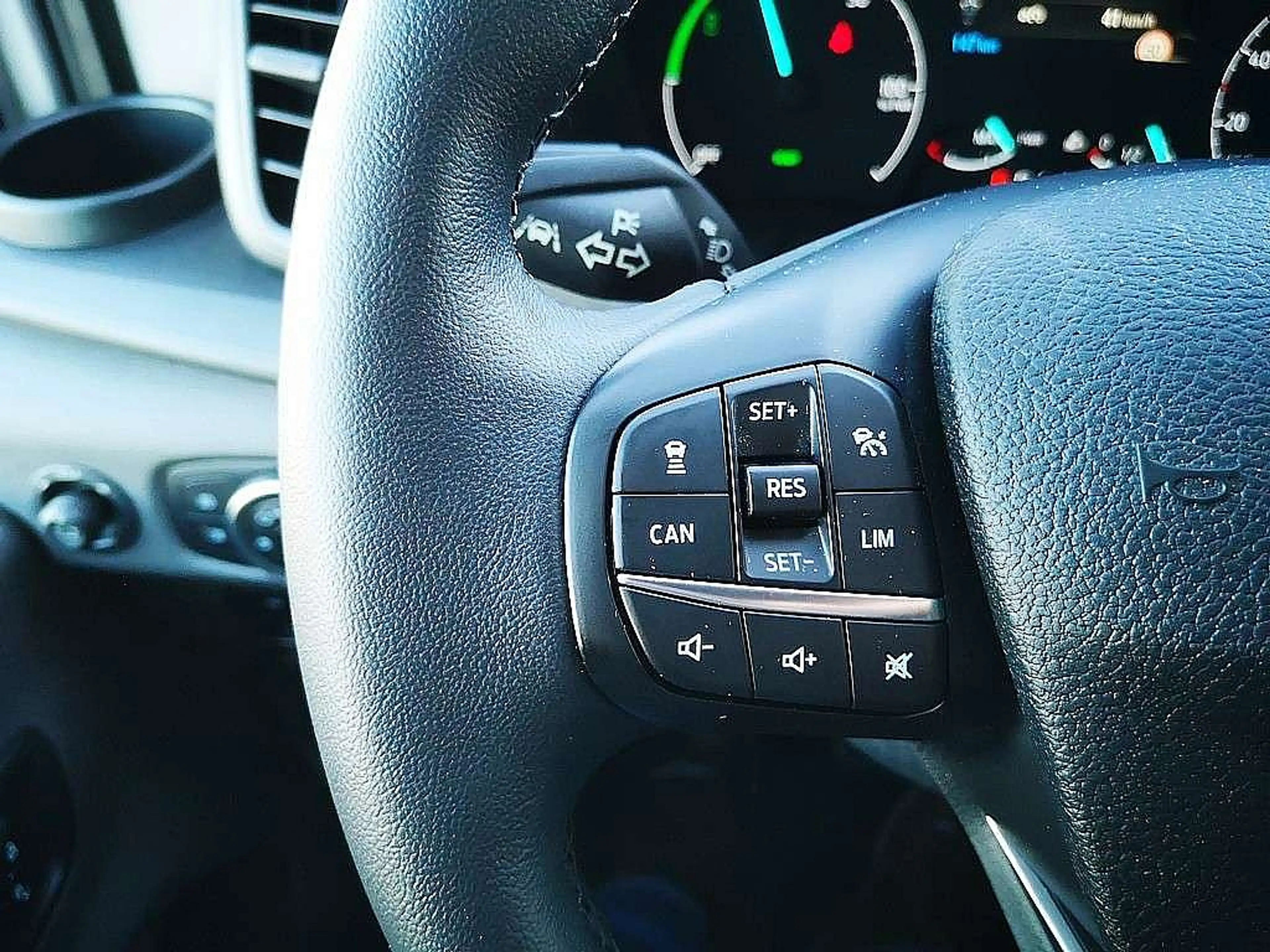 Ford E-Transit E-Transit Kasten 67kWh/135kW L3H2 350 Trend — photo 14