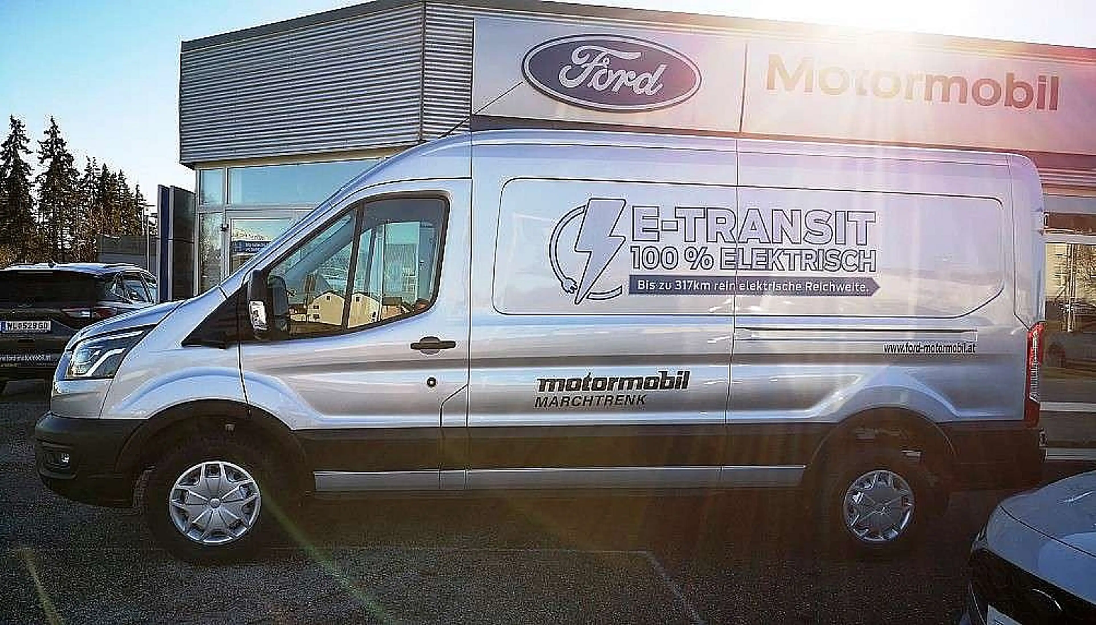 Ford E-Transit E-Transit Kasten 67kWh/135kW L3H2 350 Trend — photo 4
