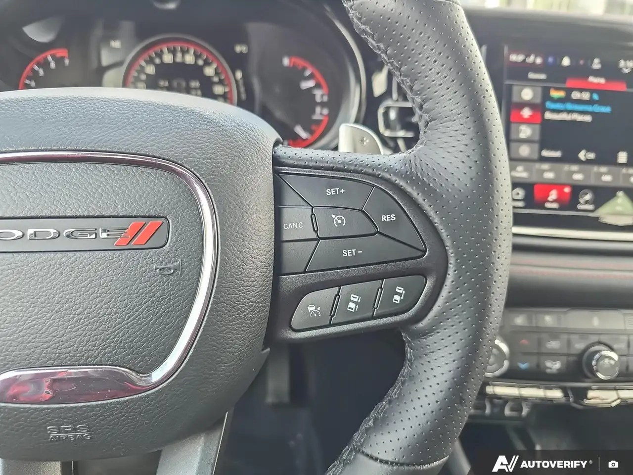 Dodge Durango снимка Dodge Durango