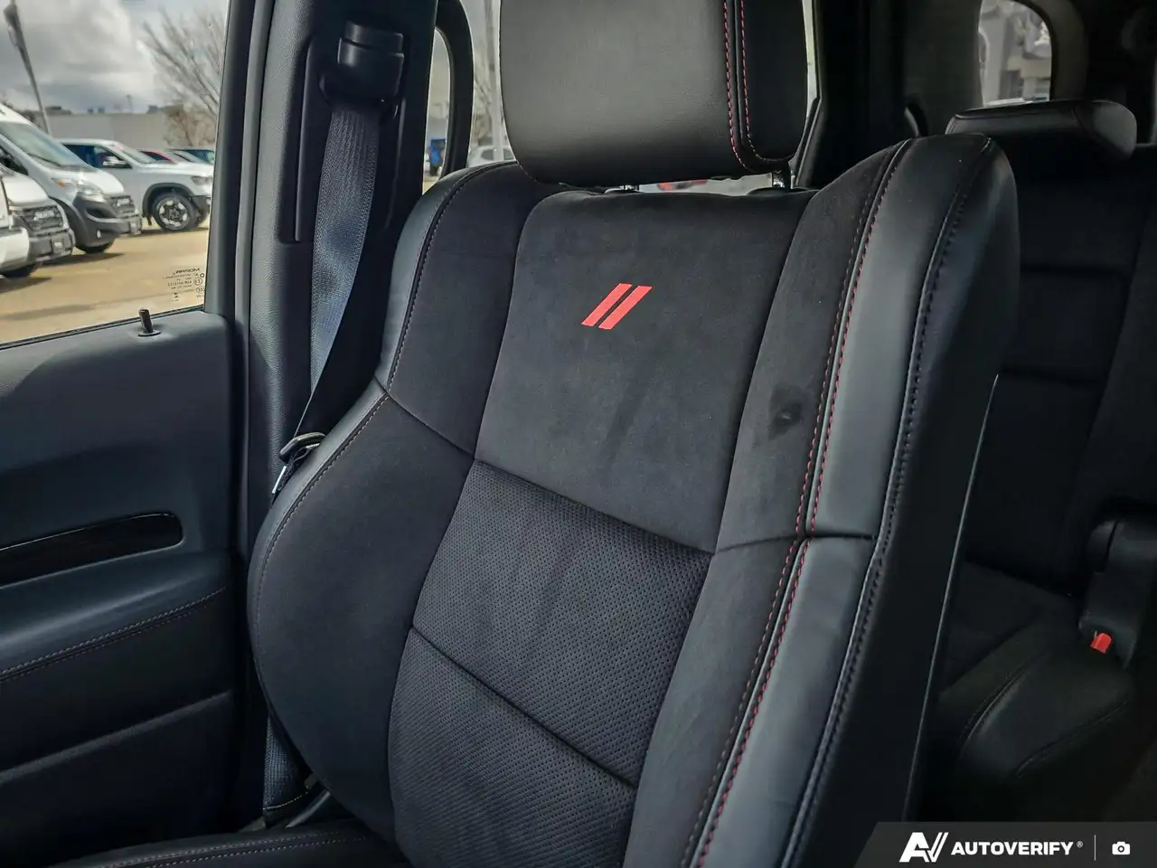 Dodge Durango снимка Dodge Durango