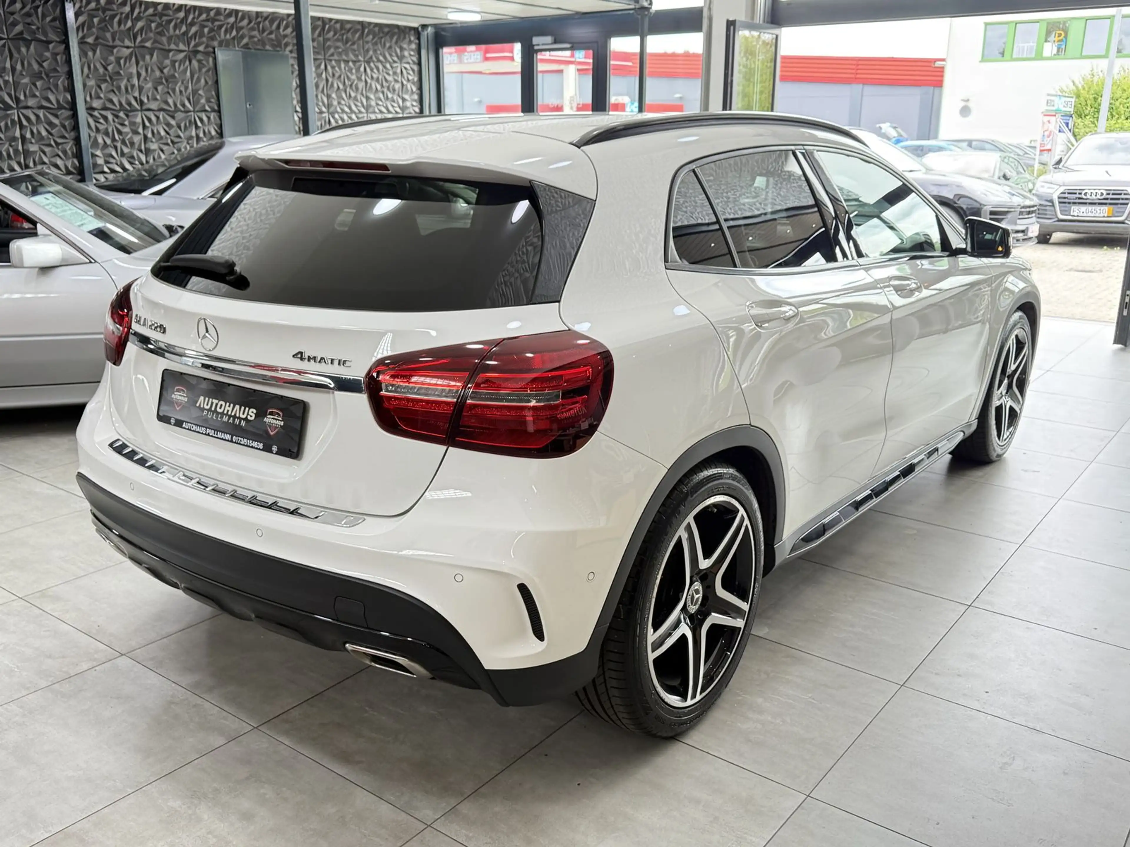 Mercedes-Benz GLA 220 GLA 220 4Matic AMG Line*NAVI*RÜCKFAHRK. — photo 4